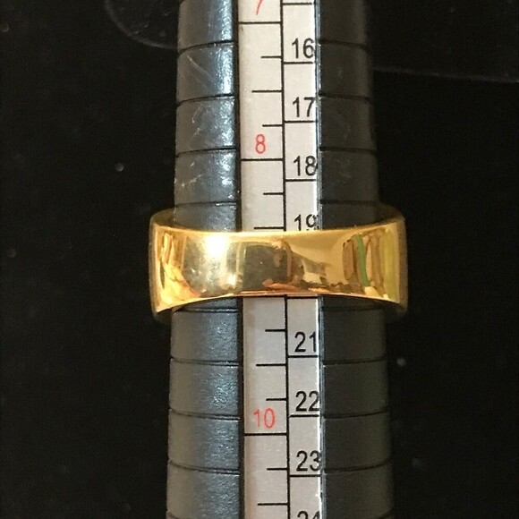 Gold Tone and Crystal Ring Size 9 - Picture 3 of 3